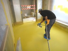 Application on concrete stairs and floors with yellow pigmentation