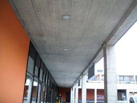 Type 3 Exposed concrete surface with plank structure. 