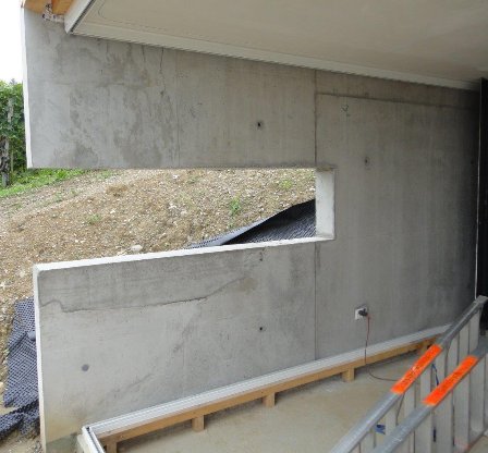 Optik vor der mineralischen Bearbeitung mit der Sichtbetonkosmetik SBK-08 Wichtig für die Betonkosmetik